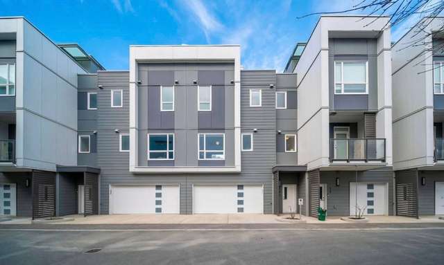 Townhouse For Rent in Richmond, British Columbia