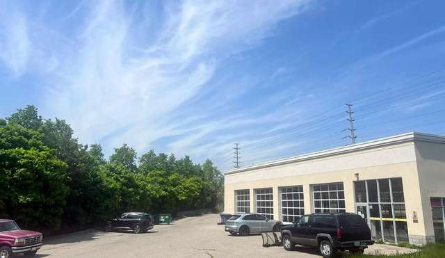 Commercial For Sale in Mississauga, Ontario
