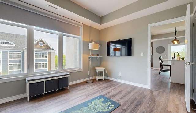 Condo For Sale in Whitby, Ontario