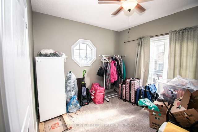 Condo For Sale in Barrie, Ontario