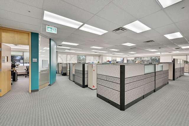 Office building For Rent in Calgary, Alberta