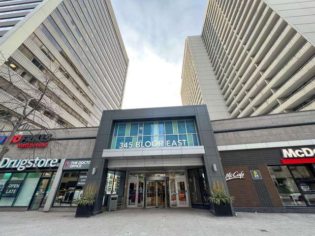 Retail For Rent in Toronto, Ontario