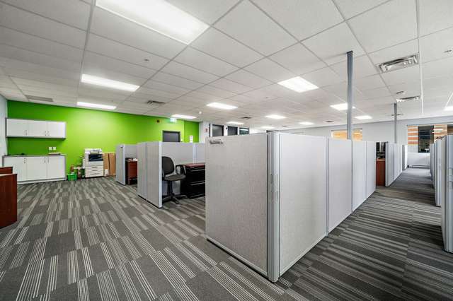 Office building For Rent in Laval (administrative region), Quebec