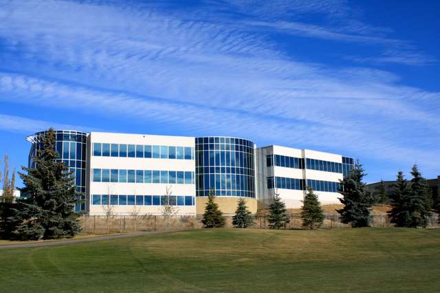 Office building For Rent in Calgary, Alberta