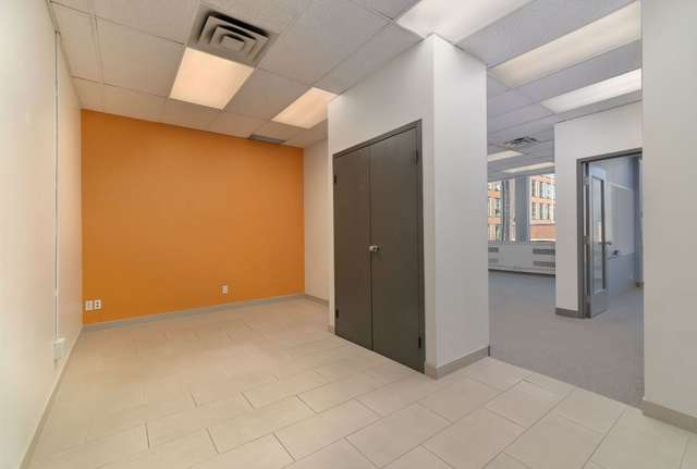 Office building For Rent in Toronto, Ontario