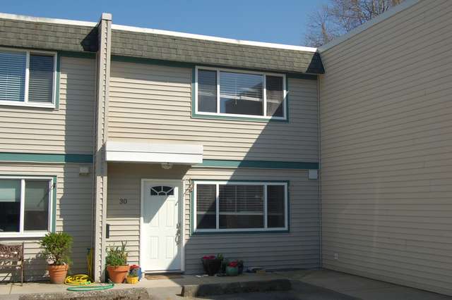 A $689,000.00 Townhouse with 3 bedrooms in Hawthorne, Ladner