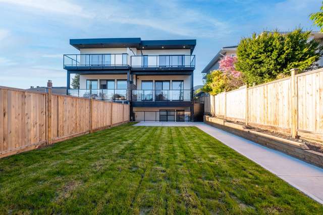 A $2,488,800.00 1/2 Duplex with 4 bedrooms in Central Lonsdale, North Vancouver