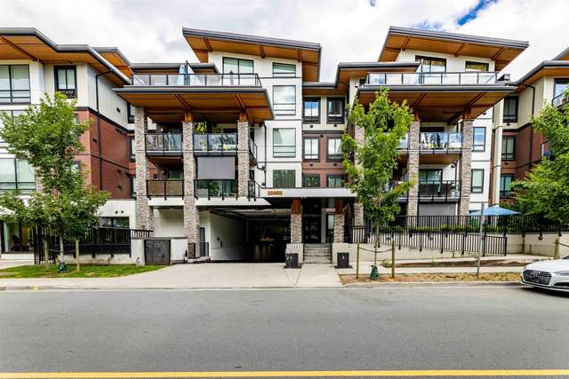 A $544,800.00 Apartment/Condo with 1 bedroom in Mid Meadows, Pitt Meadows