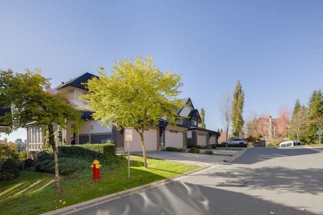 A $1,440,000.00 Townhouse with 4 bedrooms in Westwood Plateau, Coquitlam