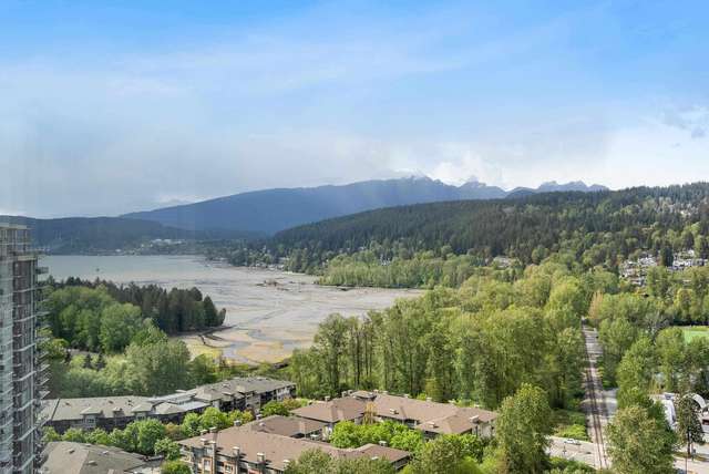 A $1,059,000.00 Apartment/Condo with 2 bedrooms in Port Moody Centre, Port Moody
