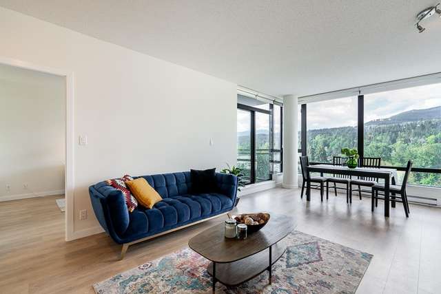 A $868,000.00 Apartment/Condo with 2 bedrooms in Port Moody Centre, Port Moody