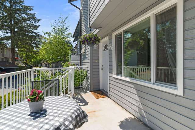 A $918,800.00 Townhouse with 3 bedrooms in North Shore Pt Moody, Port Moody