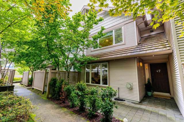 A $1,225,000.00 Townhouse with 3 bedrooms in Westwood Plateau, Coquitlam