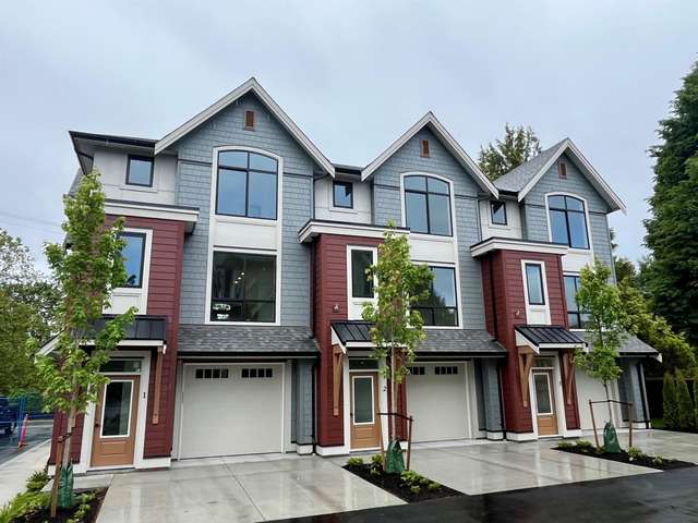 A $699,900.00 Townhouse with 3 bedrooms in Fairfield Island, Chilliwack