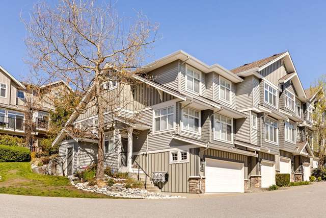 A $969,900.00 Townhouse with 4 bedrooms in Cottonwood MR, Maple Ridge