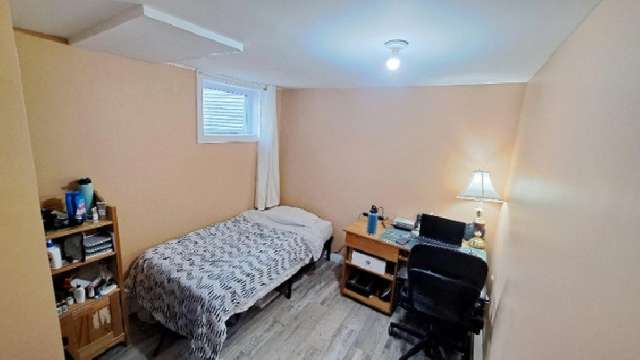 Furnished room for rent