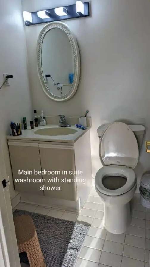 2 Bedrooms 2 Bathrooms Condo