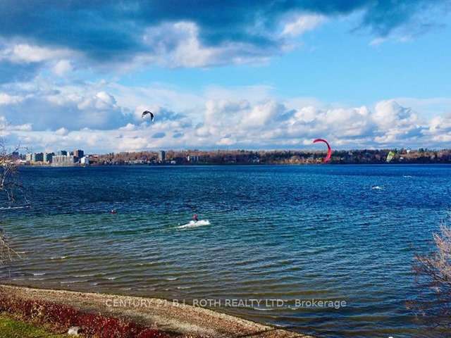Land For Sale in Barrie, Ontario