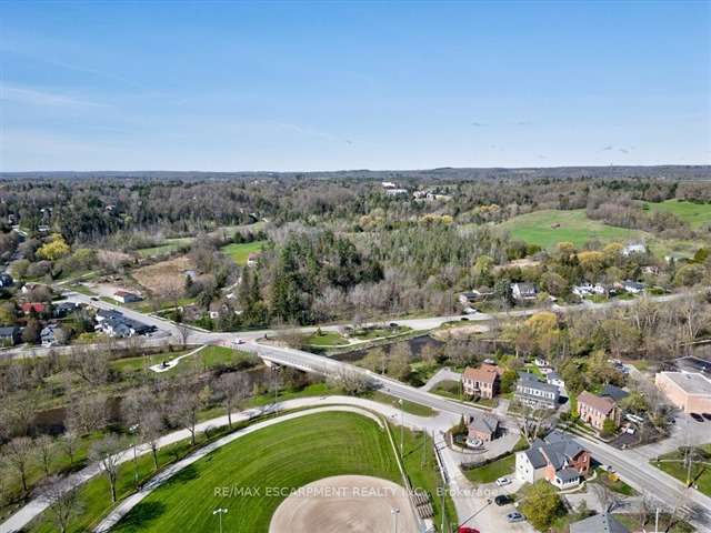 House For Sale in Glen Williams, Ontario
