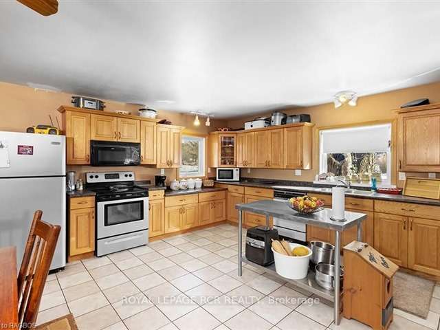 House For Sale in Southgate, Ontario
