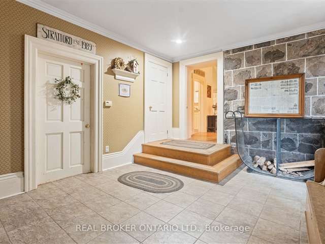 House For Sale in Burford, Ontario
