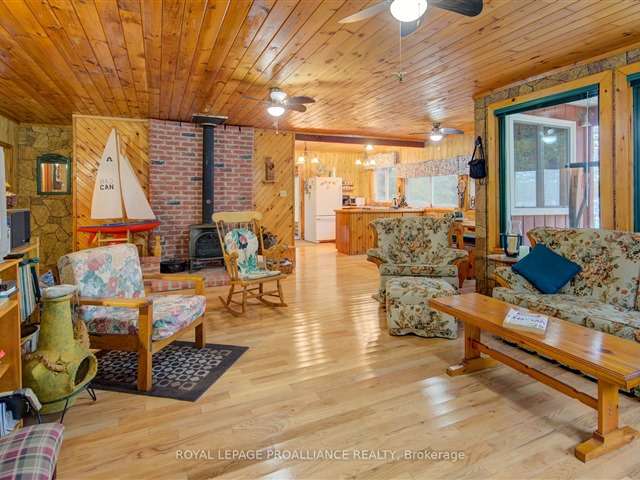 House For Sale in South Frontenac, Ontario