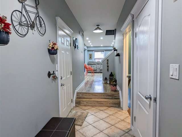 Townhouse For Rent in Guelph, Ontario