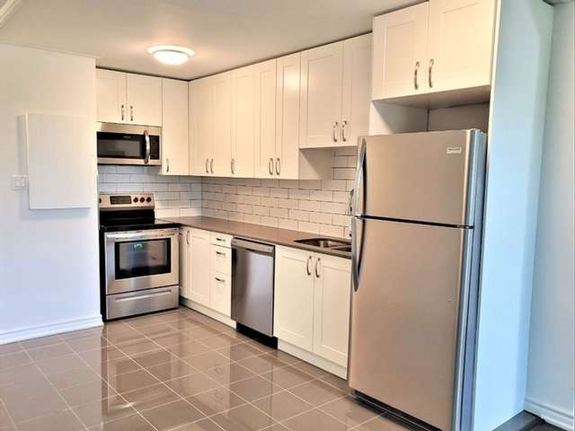 Apartment For Rent in Barrie, Ontario